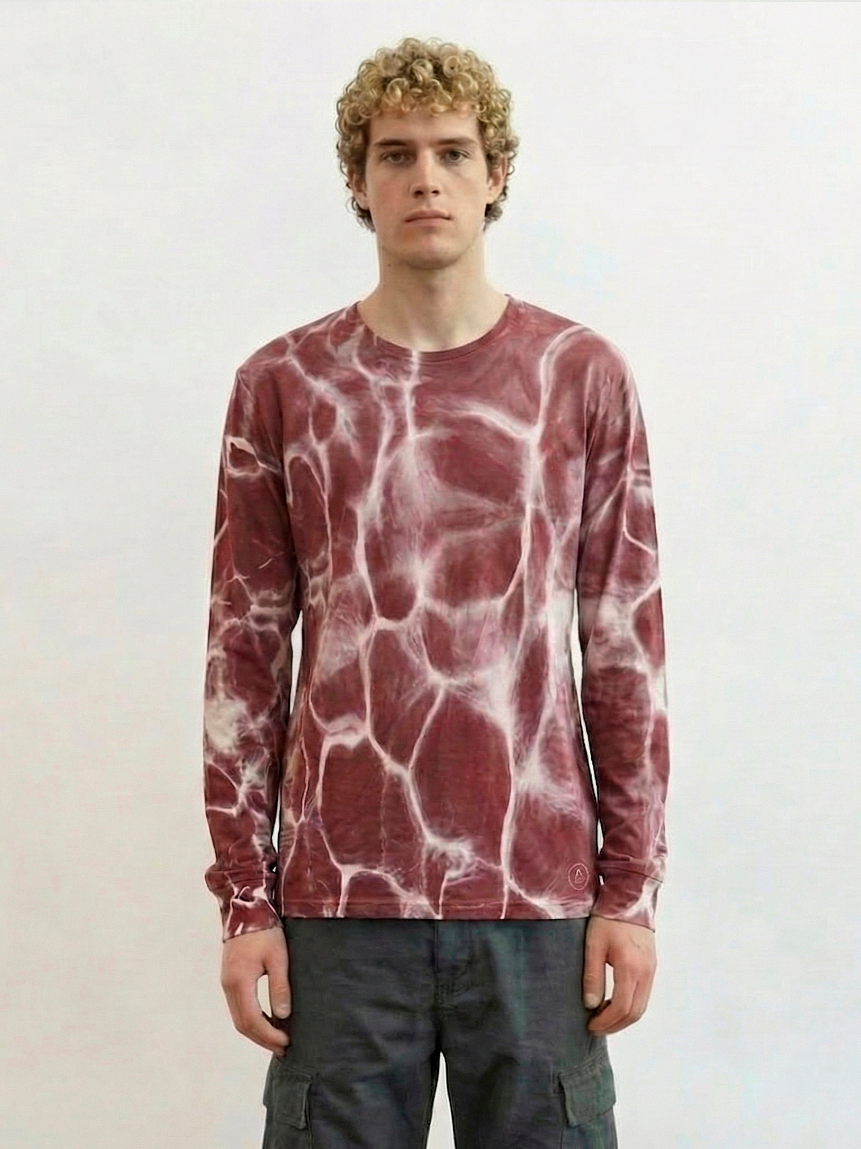 RED WATER LONG SLEEVE