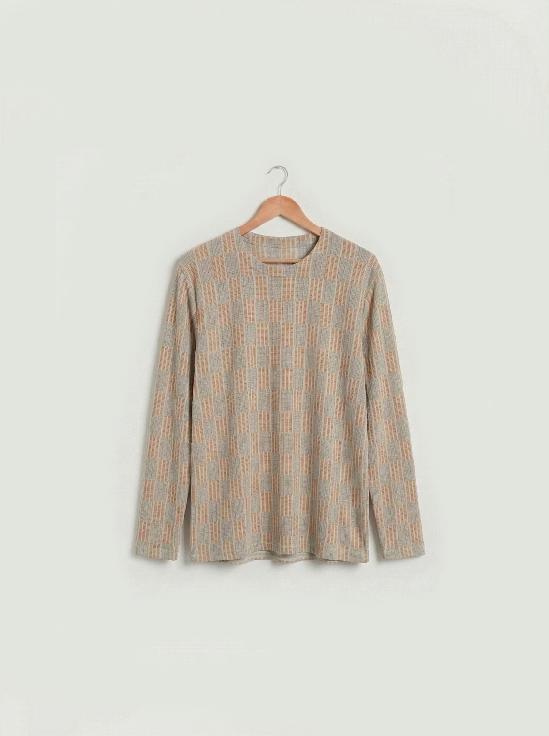 Geometric Motif Long Sleeve