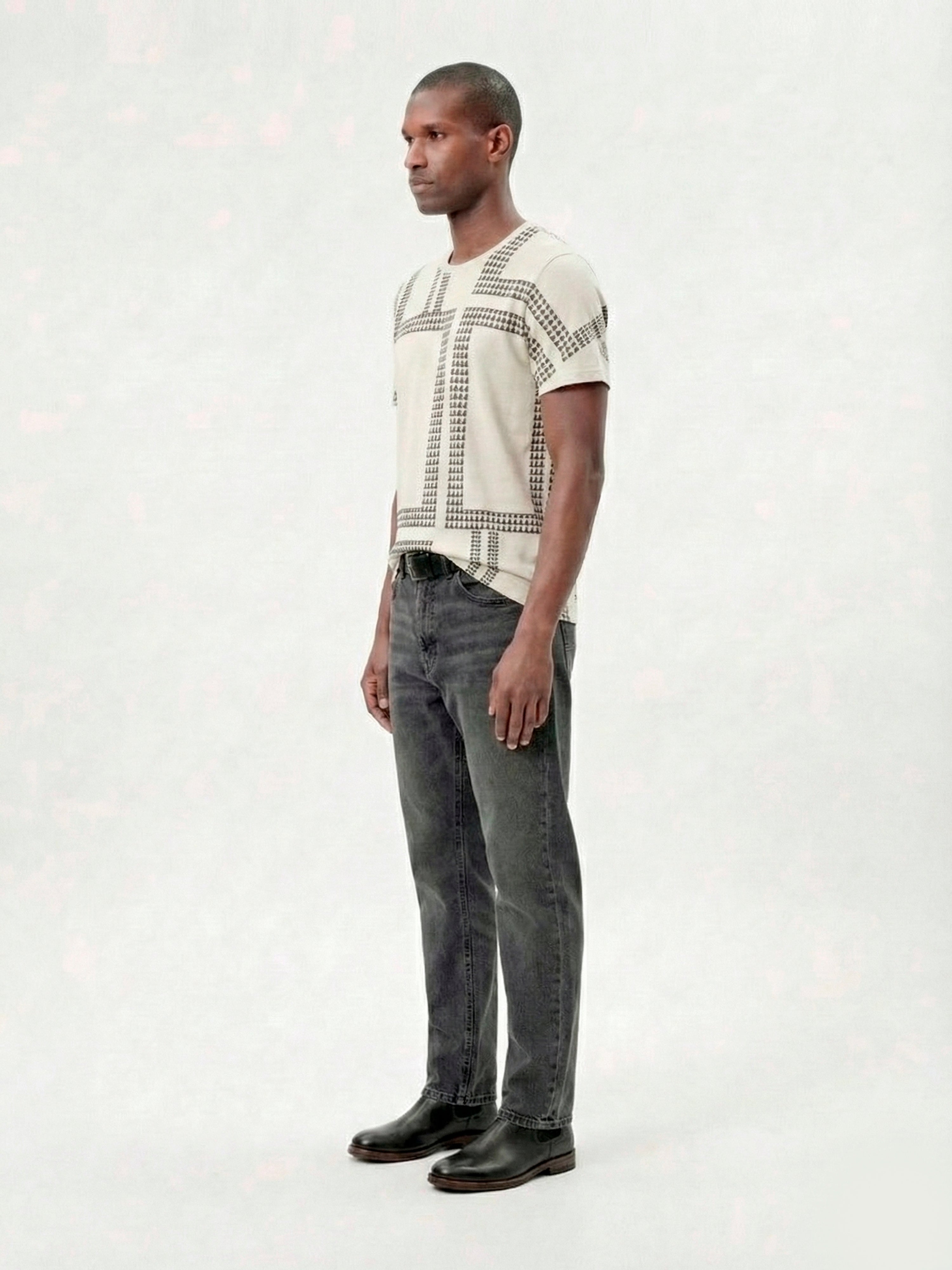 Cream Houndstooth Grid