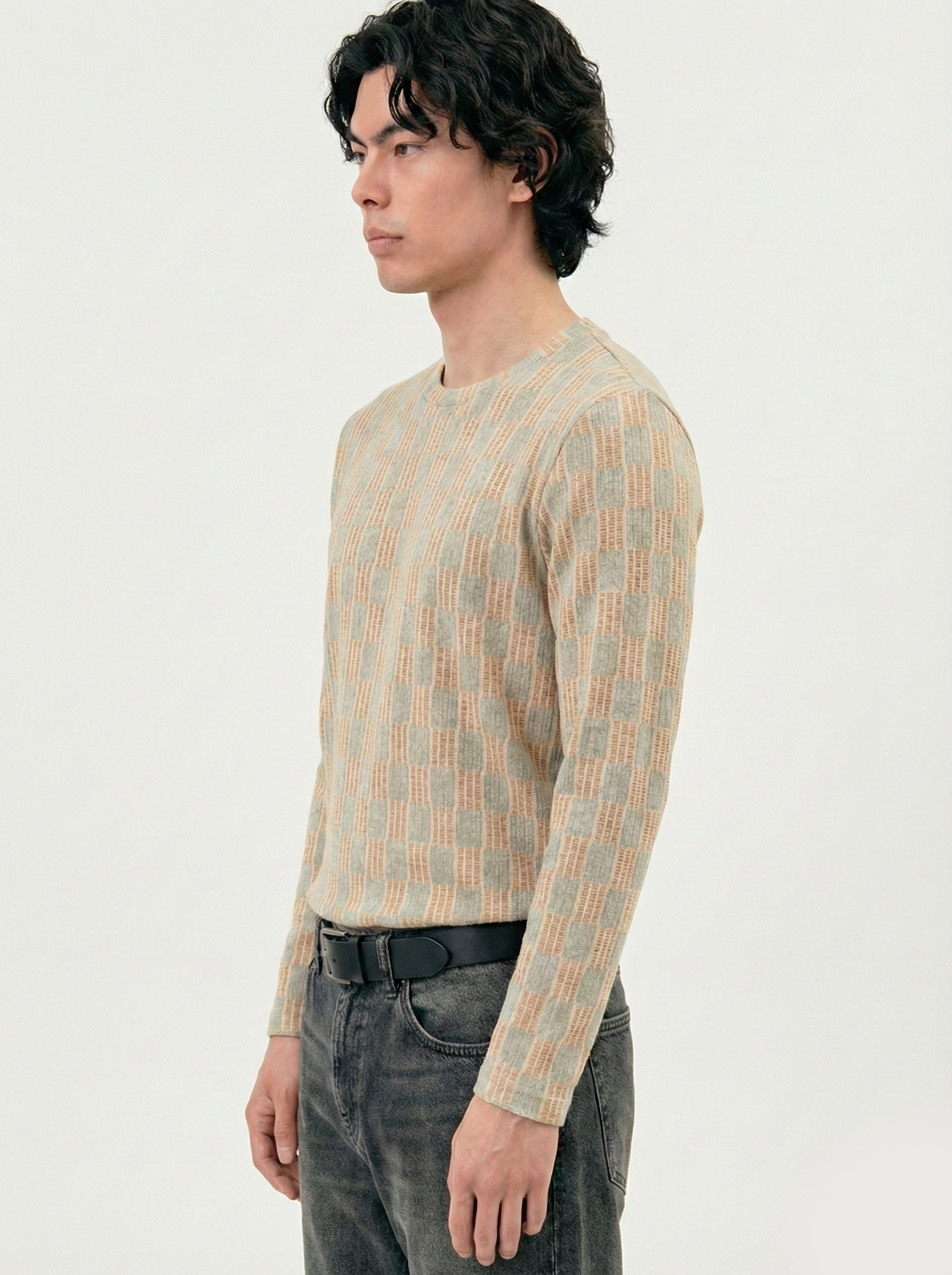 Geometric Motif Long Sleeve