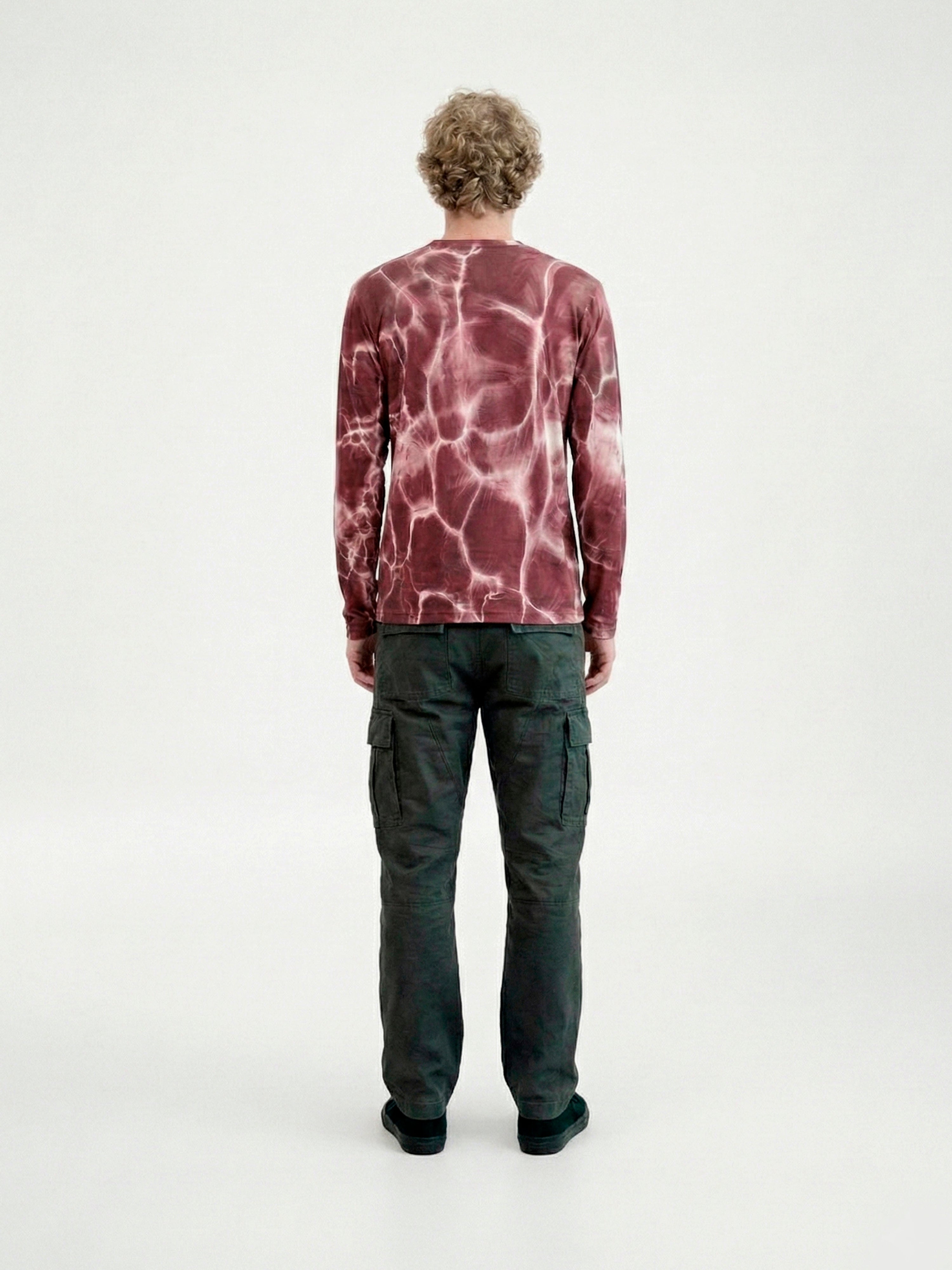 RED WATER LONG SLEEVE