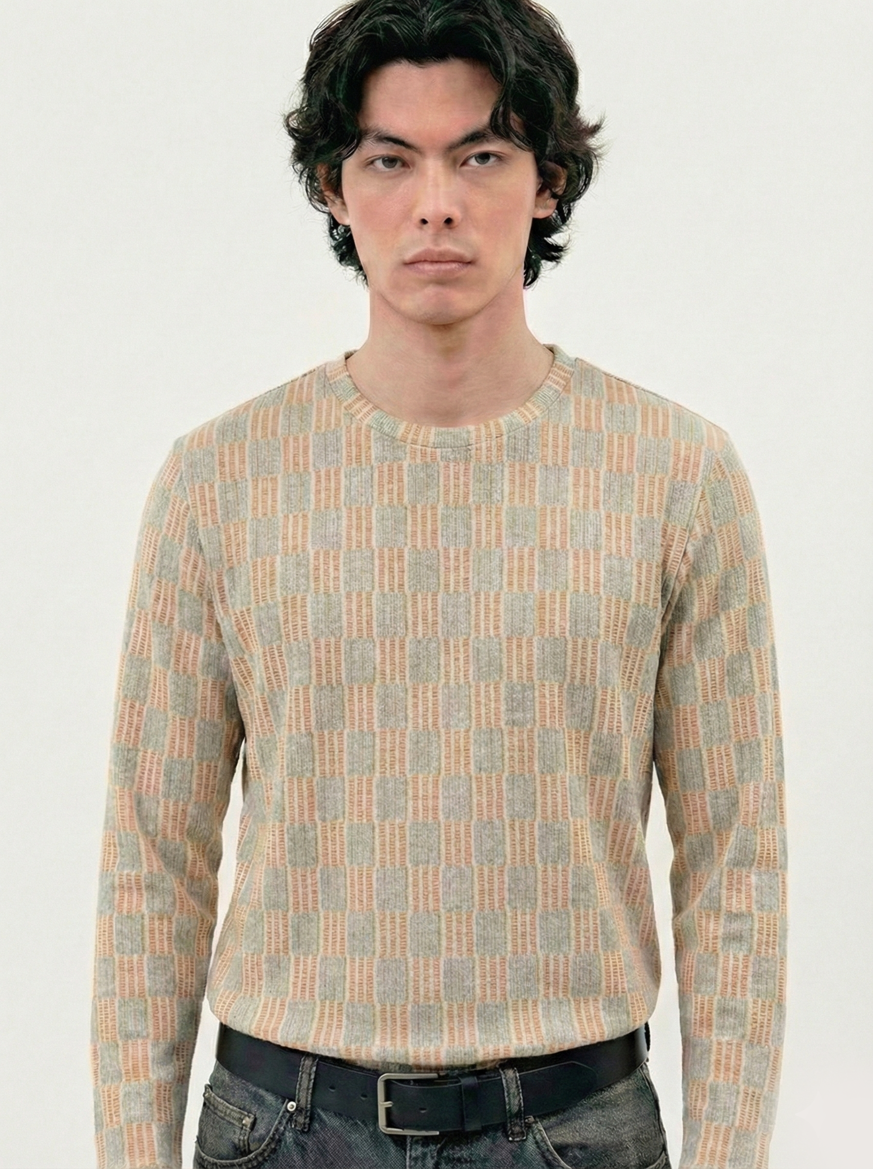 Geometric Motif Long Sleeve